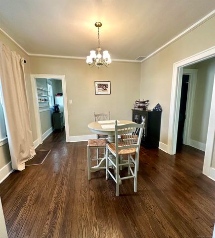 1348 Wayburn Street, Grosse Pointe Park, MI 48230