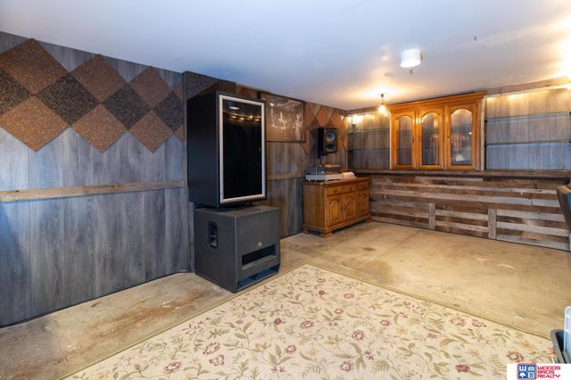 7102 Platte Avenue, Lincoln, NE 68507