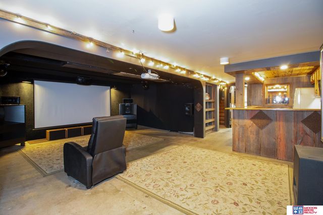7102 Platte Avenue, Lincoln, NE 68507