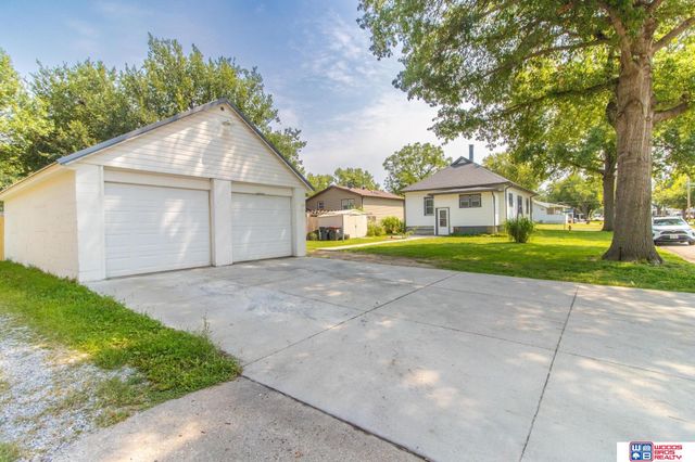 7102 Platte Avenue, Lincoln, NE 68507