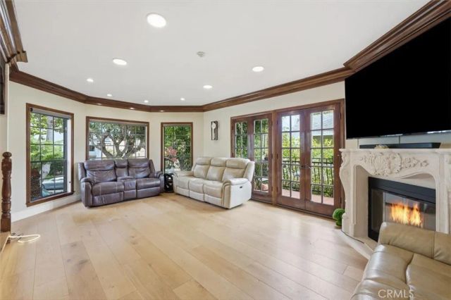 227 S Irena Avenue 1, Redondo Beach, CA 90277