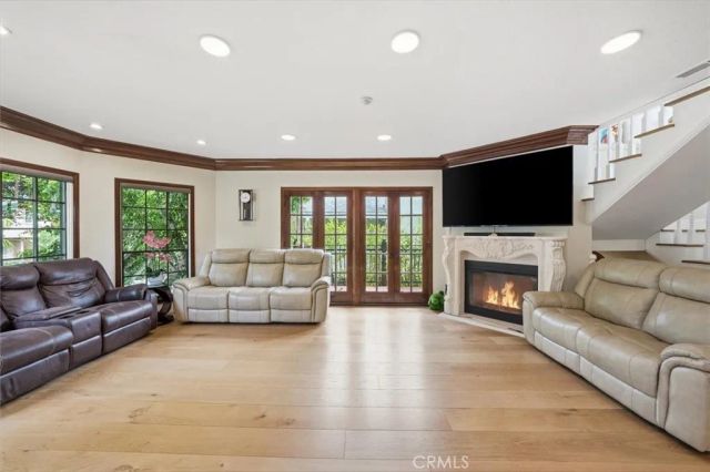 227 S Irena Avenue 1, Redondo Beach, CA 90277
