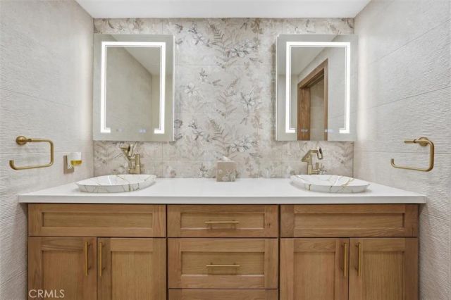 227 S Irena Avenue 1, Redondo Beach, CA 90277