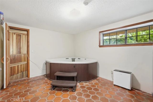 227 S Irena Avenue 1, Redondo Beach, CA 90277