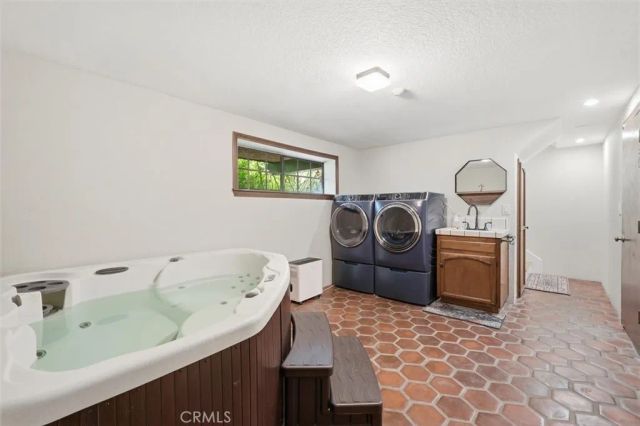 227 S Irena Avenue 1, Redondo Beach, CA 90277