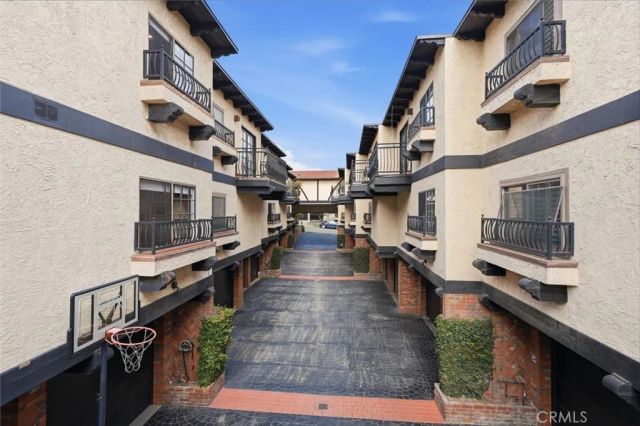 227 S Irena Avenue 1, Redondo Beach, CA 90277