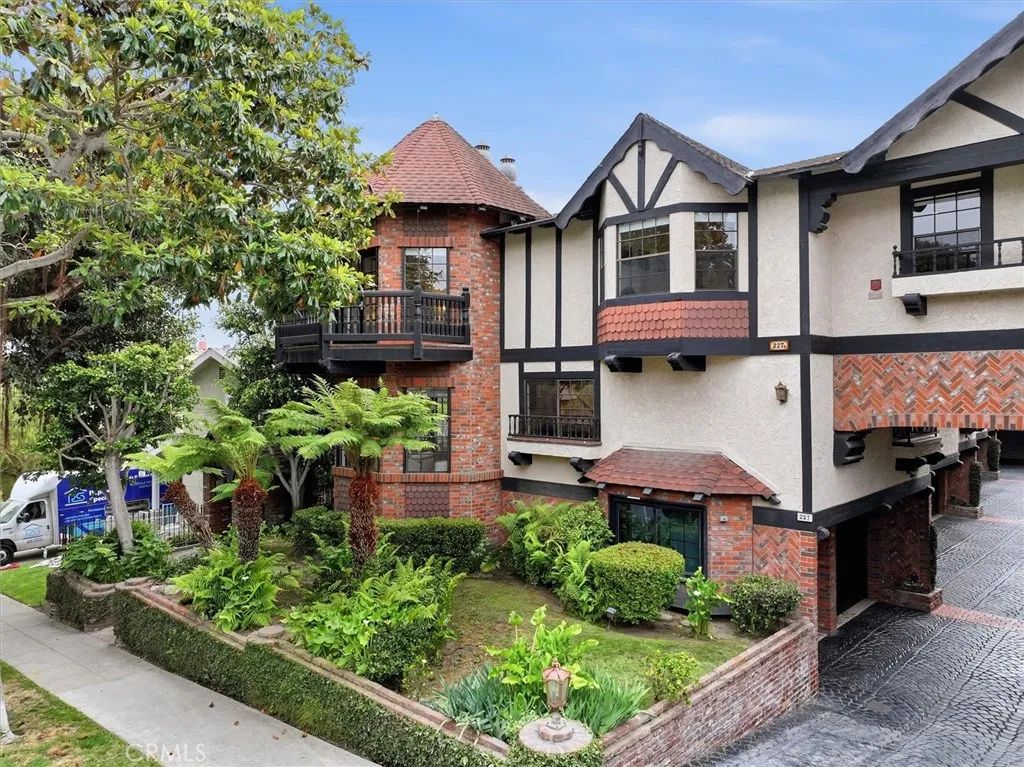 227 S Irena Avenue 1, Redondo Beach, CA 90277