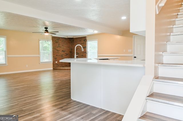 20 Ellis Trail, Covington, GA 30016