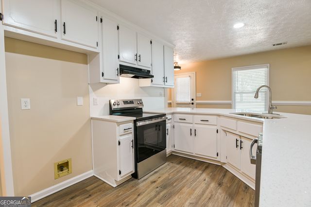 20 Ellis Trail, Covington, GA 30016