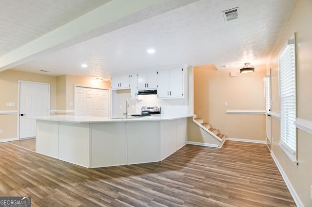 20 Ellis Trail, Covington, GA 30016