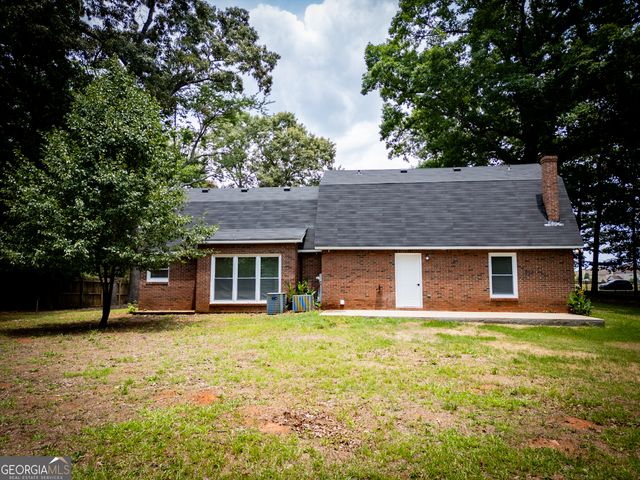 20 Ellis Trail, Covington, GA 30016