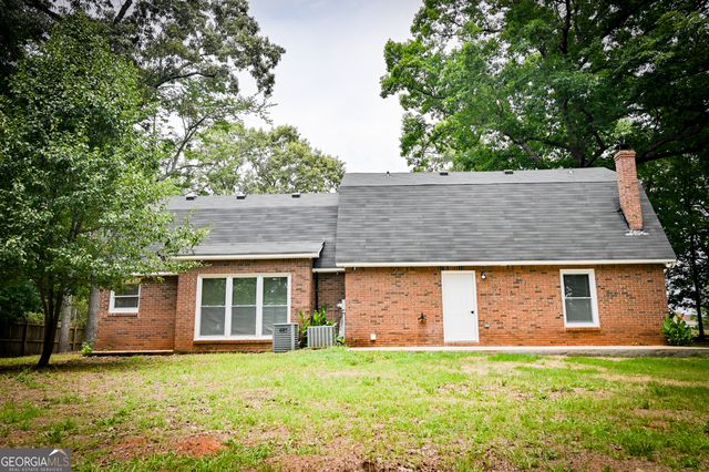 20 Ellis Trail, Covington, GA 30016