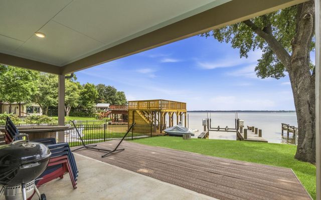 271 Ferguson Way, Point Blank, TX 77364