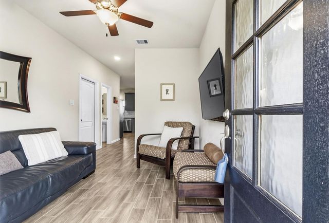 271 Ferguson Way, Point Blank, TX 77364