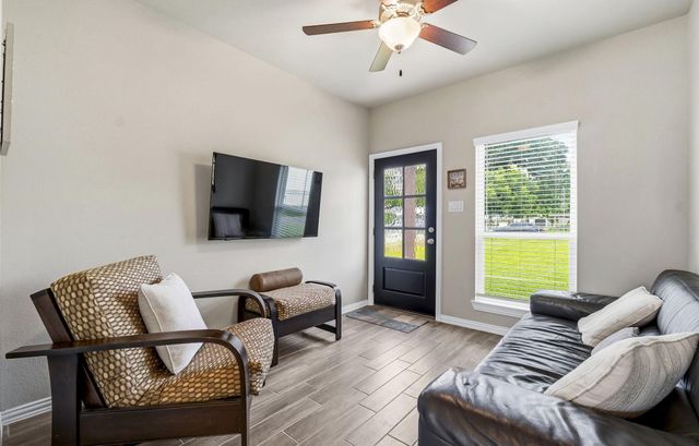 271 Ferguson Way, Point Blank, TX 77364