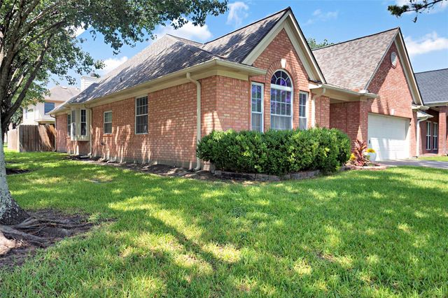 9203 Cabin Creek Drive, Houston, TX 77064