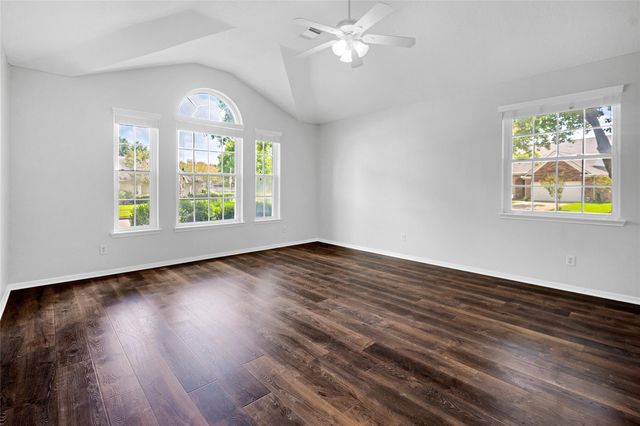 9203 Cabin Creek Drive, Houston, TX 77064