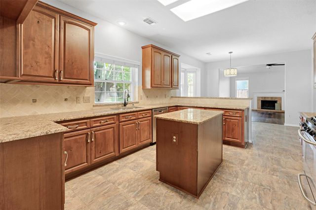 9203 Cabin Creek Drive, Houston, TX 77064