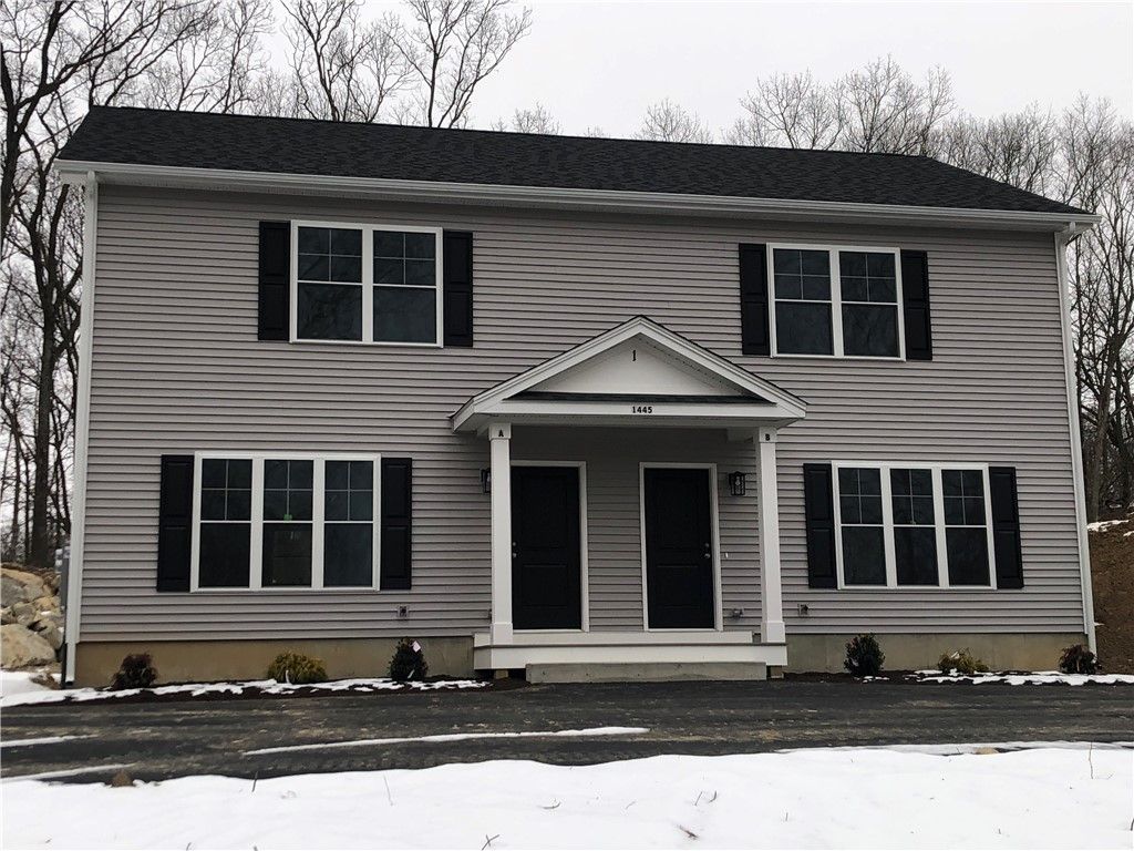 1445 Old Louisquisset Pike 2B, Lincoln, RI 02865