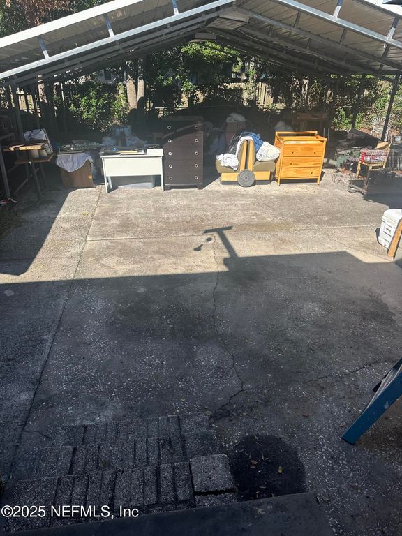 4036 BLANDING Boulevard, Jacksonville, FL 32210