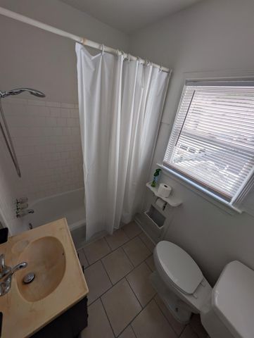 5612 Chartres Street 5, Houston, TX 77004
