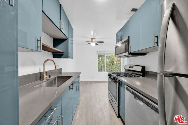 2636 Kansas Avenue 2, Santa Monica, CA 90404