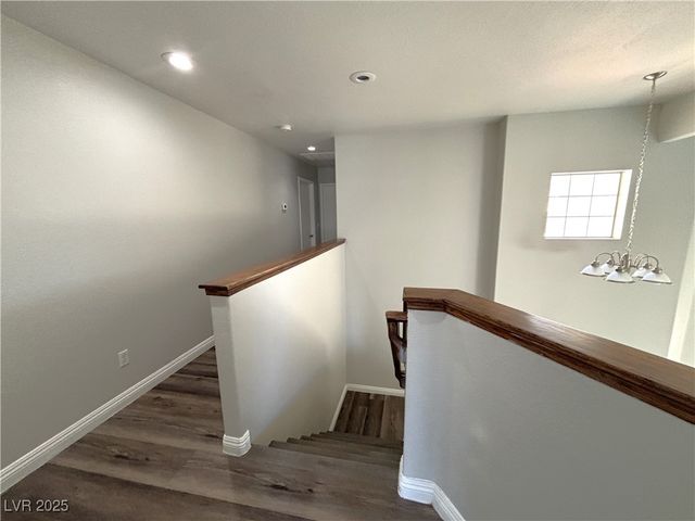 3569 Lazy Sun Lane, Las Vegas, NV 89147