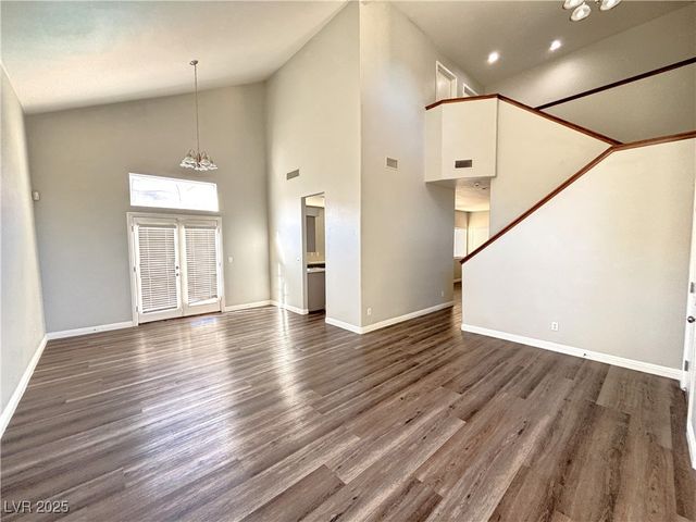 3569 Lazy Sun Lane, Las Vegas, NV 89147