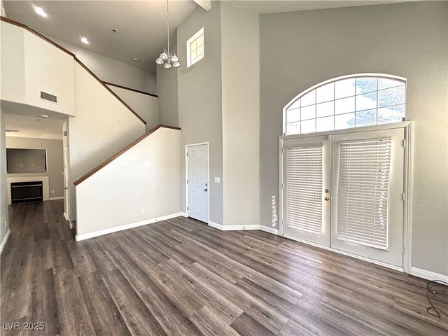 3569 Lazy Sun Lane, Las Vegas, NV 89147