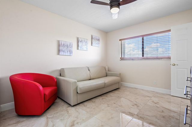 7290 Kinghurst Drive 607, Delray Beach, FL 33446