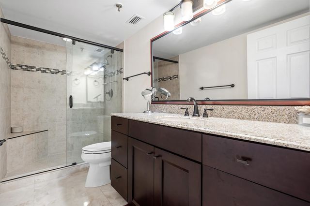 7290 Kinghurst Drive 607, Delray Beach, FL 33446
