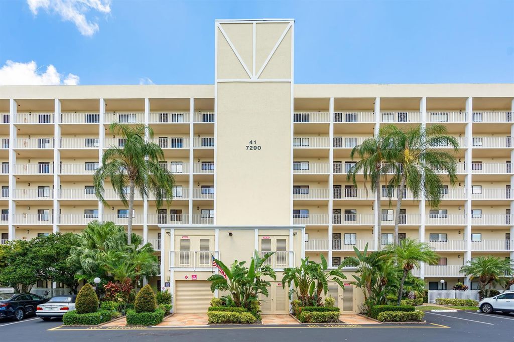 7290 Kinghurst Drive 607, Delray Beach, FL 33446
