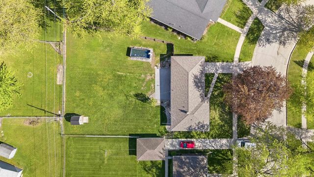 18 N ST JOSEPHS LANE, Fond Du Lac, WI 54935