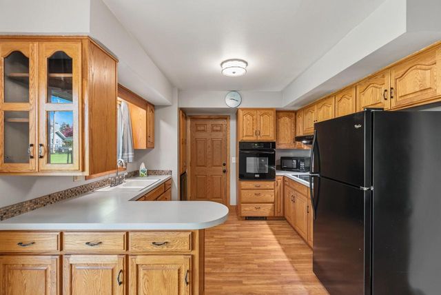 18 N ST JOSEPHS LANE, Fond Du Lac, WI 54935