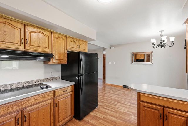 18 N ST JOSEPHS LANE, Fond Du Lac, WI 54935