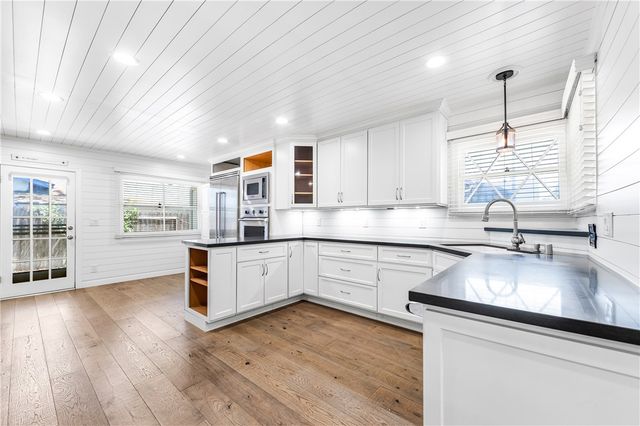 1281 La Colina Drive, Tustin, CA 92780