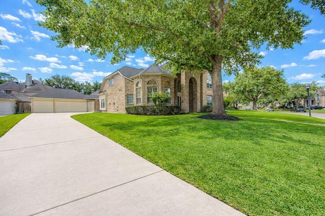 18 Arbor Bend Drive, Houston, TX 77070