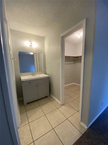 2602 Aftonshire WAY A, Austin, TX 78748