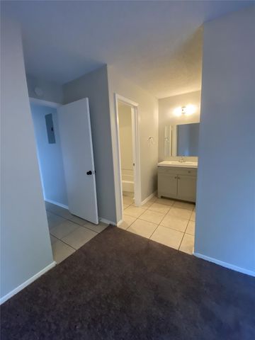 2602 Aftonshire WAY A, Austin, TX 78748