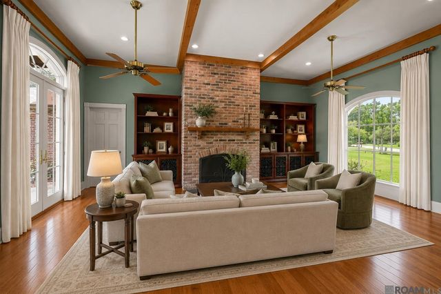 11384 Greenside Dr, Gonzales, LA 70737