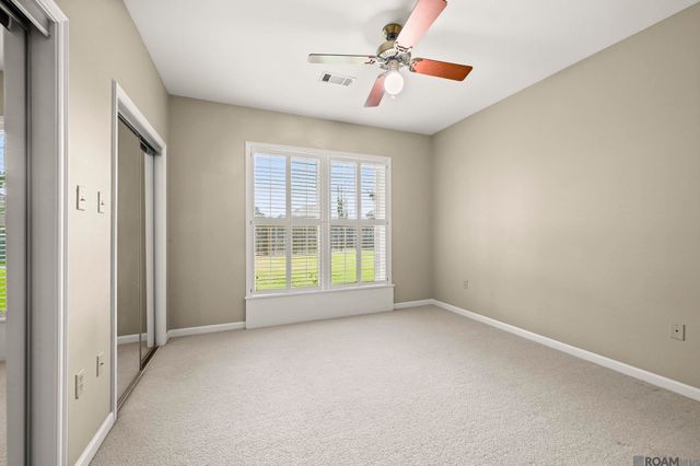 11384 Greenside Dr, Gonzales, LA 70737