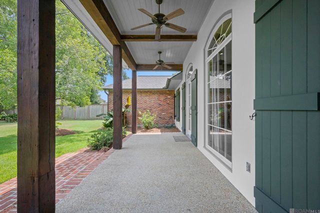 11384 Greenside Dr, Gonzales, LA 70737