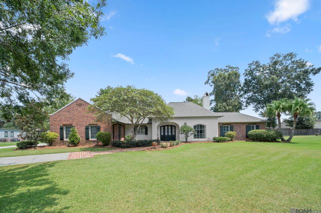 11384 Greenside Dr, Gonzales, LA 70737
