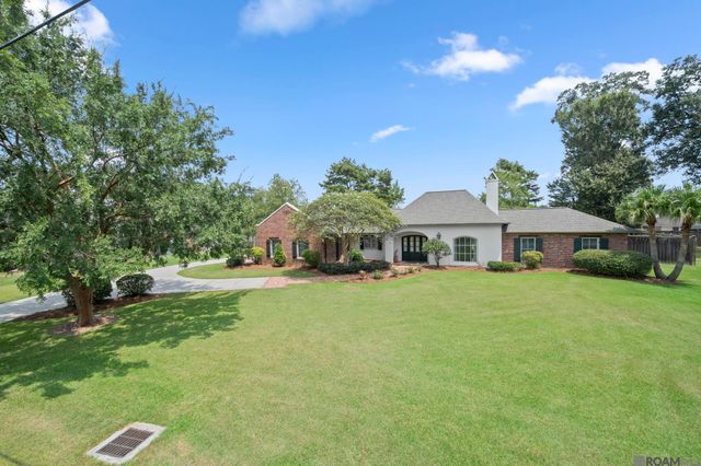 11384 Greenside Dr, Gonzales, LA 70737