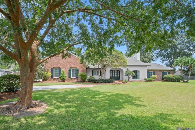 11384 Greenside Dr, Gonzales, LA 70737