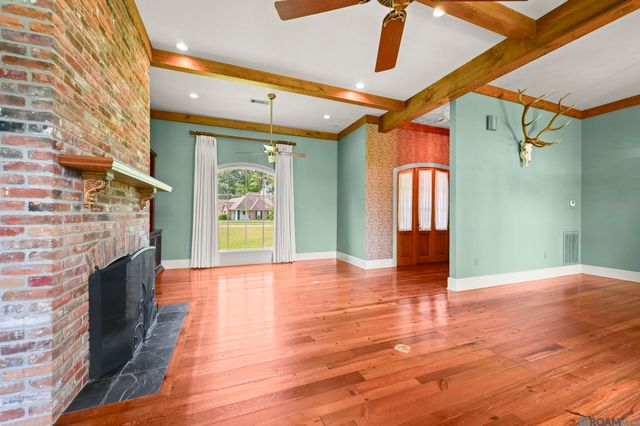 11384 Greenside Dr, Gonzales, LA 70737
