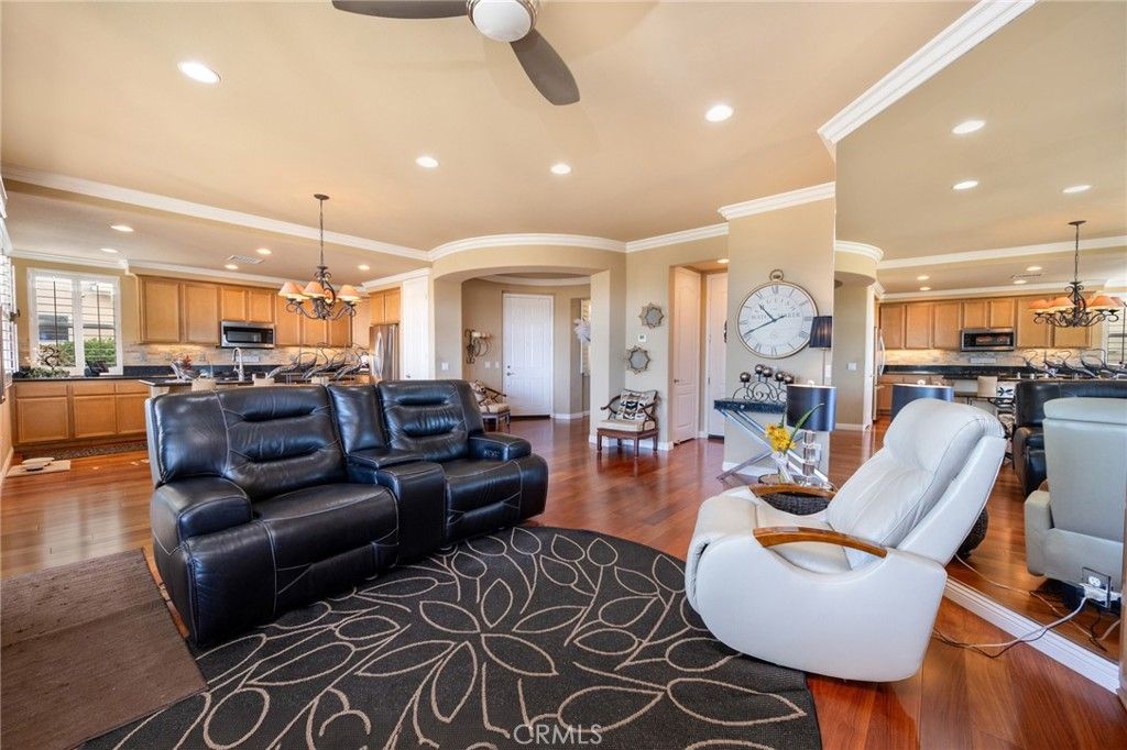 Image 13 of property listing at 23752 La Posta Court, Corona, CA 92883