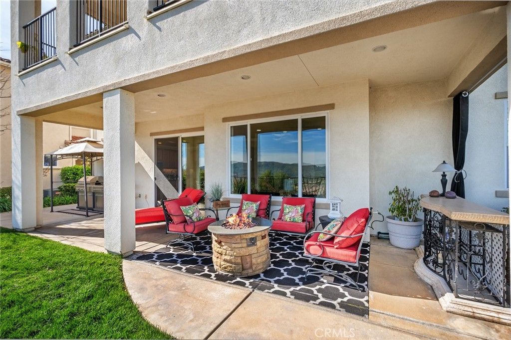 Image 25 of property listing at 23752 La Posta Court, Corona, CA 92883