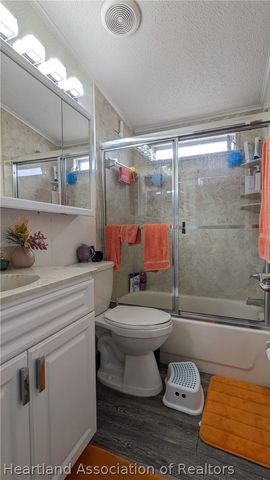 24 Freedom Way, Lake Placid, FL 33852