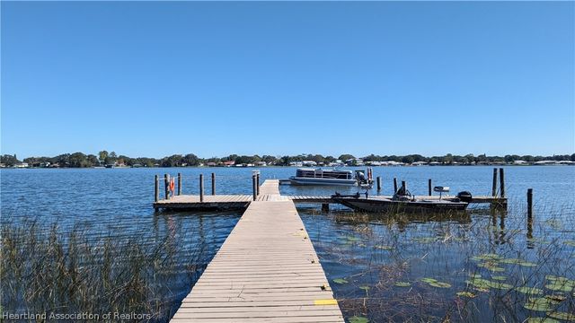 24 Freedom Way, Lake Placid, FL 33852
